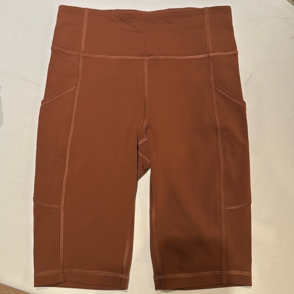 10” lululemon biker shorts